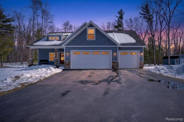 101 Highview Road, Traverse City, MI 49696