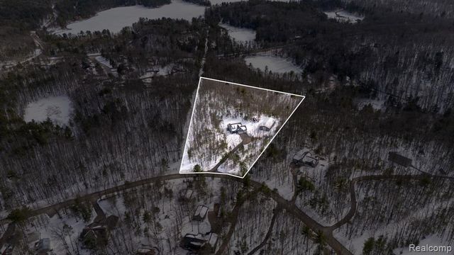 101 Highview Road, Traverse City, MI 49696