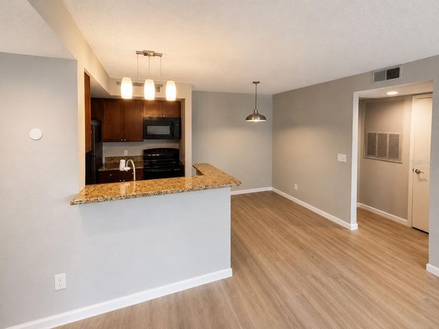 5160 CONROY ROAD 26, Orlando, FL 32811