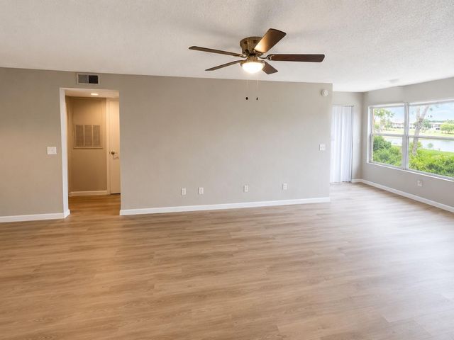 5160 CONROY ROAD 26, Orlando, FL 32811
