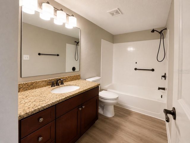 5160 CONROY ROAD 26, Orlando, FL 32811