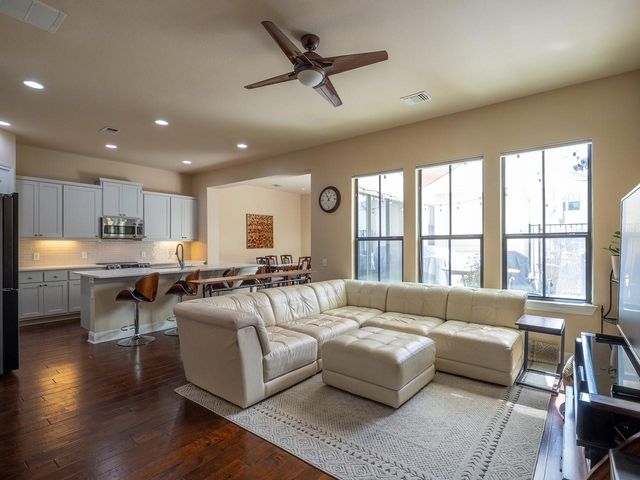 4617 Page ST, Austin, TX 78723