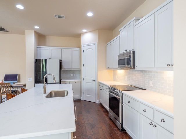 4617 Page ST, Austin, TX 78723