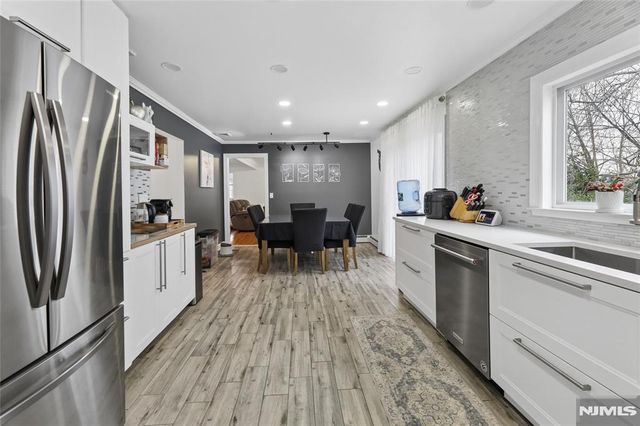 52 Hillside Avenue B, Tenafly, NJ 07670