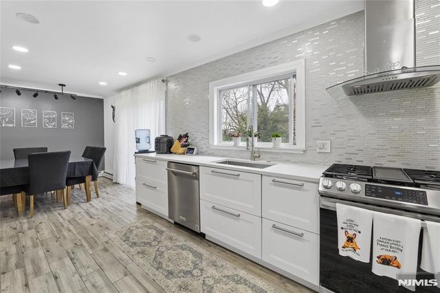 52 Hillside Avenue B, Tenafly, NJ 07670