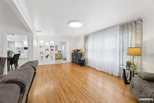 52 Hillside Avenue B, Tenafly, NJ 07670