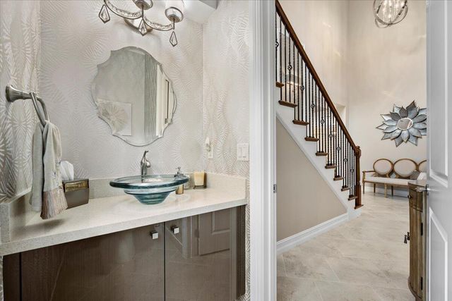 208 Lucia Court, Jupiter, FL 33478