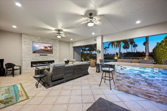 208 Lucia Court, Jupiter, FL 33478