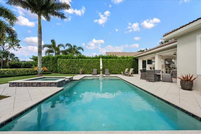 208 Lucia Court, Jupiter, FL 33478