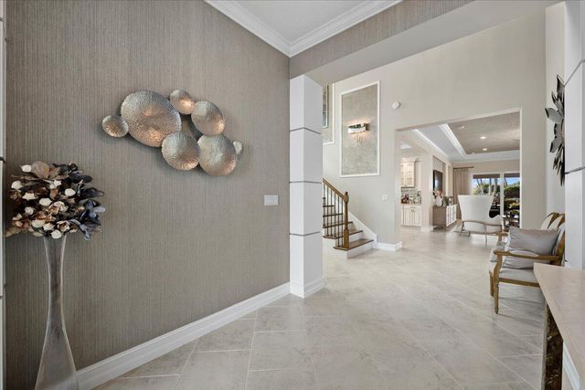 208 Lucia Court, Jupiter, FL 33478