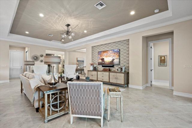 208 Lucia Court, Jupiter, FL 33478