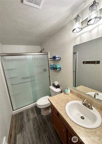 461 S Portal Loop SW, Ocean Shores, WA 98569