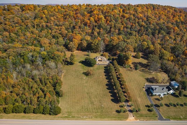 3300 Roberts Matthews Hwy, Sparta, TN 38583