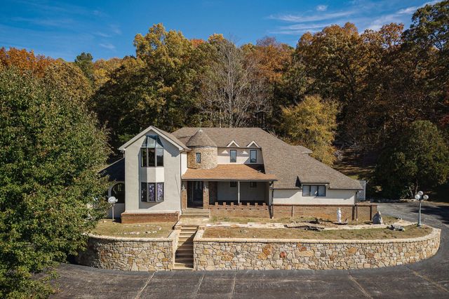 3300 Roberts Matthews Hwy, Sparta, TN 38583