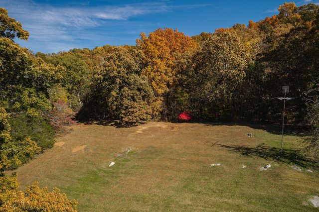 3300 Roberts Matthews Hwy, Sparta, TN 38583