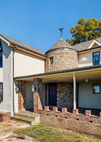 3300 Roberts Matthews Hwy, Sparta, TN 38583