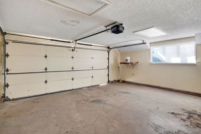 3300 Roberts Matthews Hwy, Sparta, TN 38583