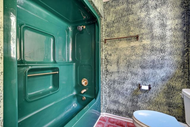 3300 Roberts Matthews Hwy, Sparta, TN 38583