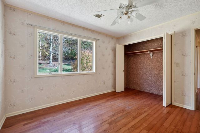 3300 Roberts Matthews Hwy, Sparta, TN 38583