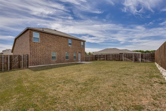 305 Ginger Avenue, Anna, TX 75409
