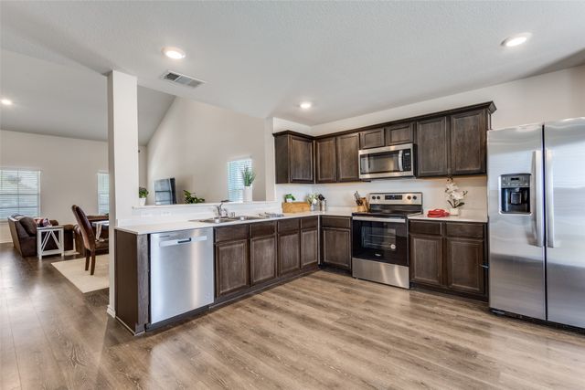 305 Ginger Avenue, Anna, TX 75409