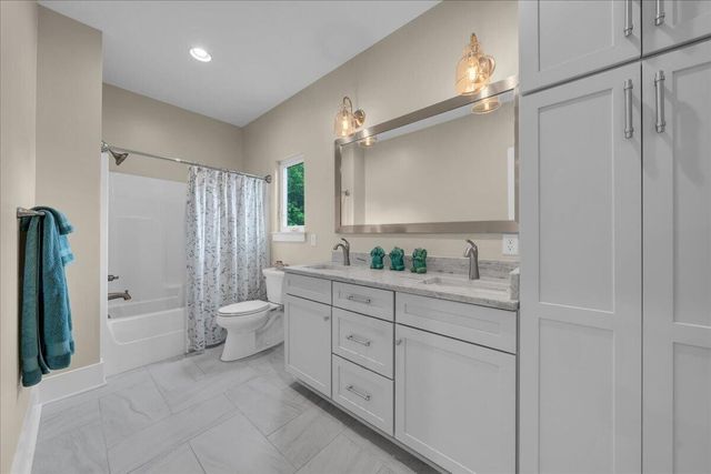 2564 Raulston Falls Road, Jasper, TN 37347