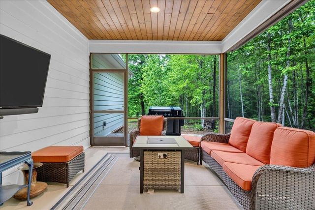 2564 Raulston Falls Road, Jasper, TN 37347