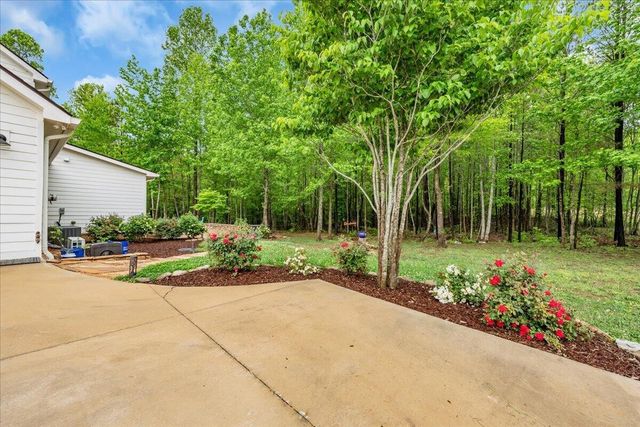 2564 Raulston Falls Road, Jasper, TN 37347