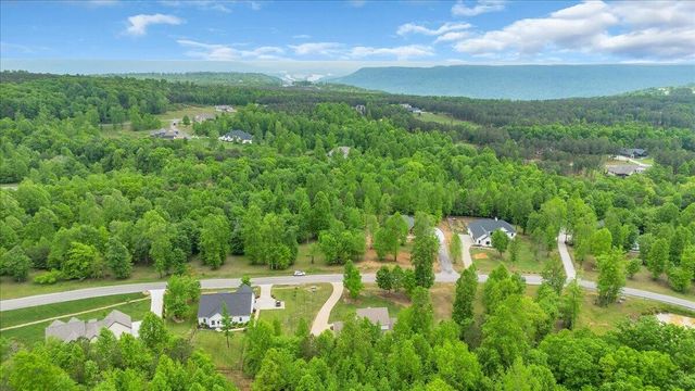 2564 Raulston Falls Road, Jasper, TN 37347