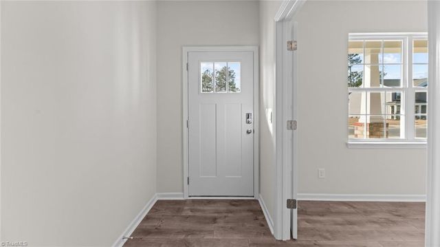 3007 Middle Creek Lane, Greensboro, NC 27405