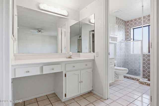 6090 E River Road, Tucson, AZ 85750