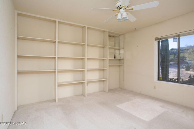 6090 E River Road, Tucson, AZ 85750