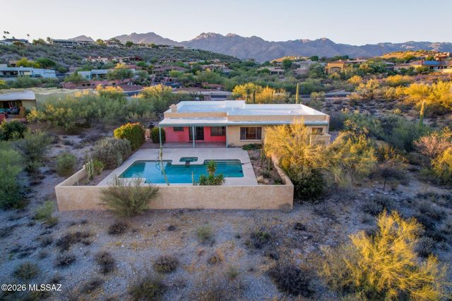 6090 E River Road, Tucson, AZ 85750