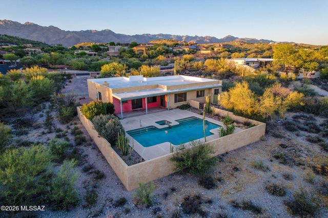 6090 E River Road, Tucson, AZ 85750