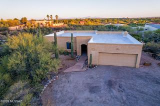 6090 E River Road, Tucson, AZ 85750