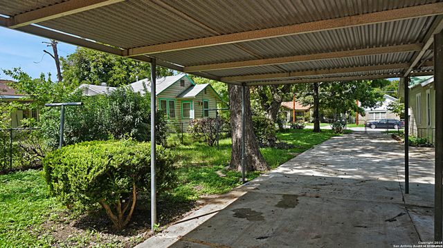 1506 WAVERLY AVE, San Antonio, TX 78201