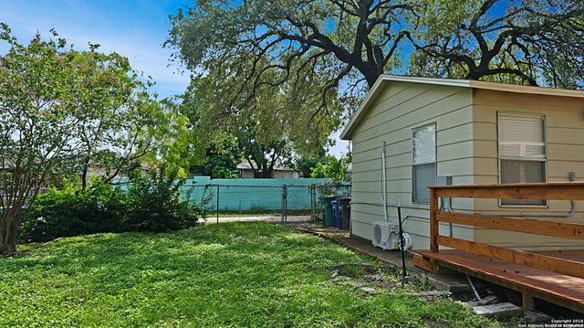 1506 WAVERLY AVE, San Antonio, TX 78201