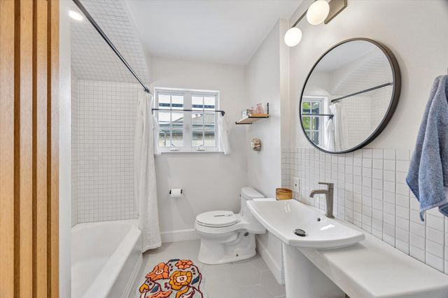 5401 De Milo Drive, Houston, TX 77092