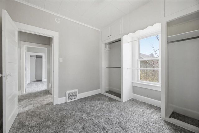 32 PARK Circle, Council Bluffs, IA 51503
