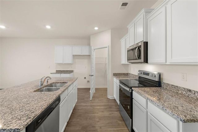 382 Bullock Pass, Jefferson, GA 30549