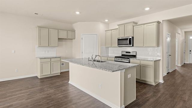 382 Bullock Pass, Jefferson, GA 30549