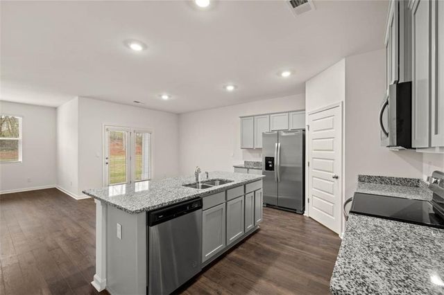 382 Bullock Pass, Jefferson, GA 30549