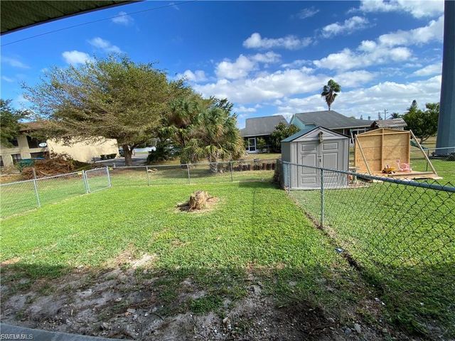 4317 SW Santa Barbara PL, Cape Coral, FL 33914