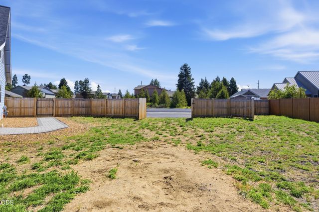 51379 Apache Tears, La Pine, OR 97739