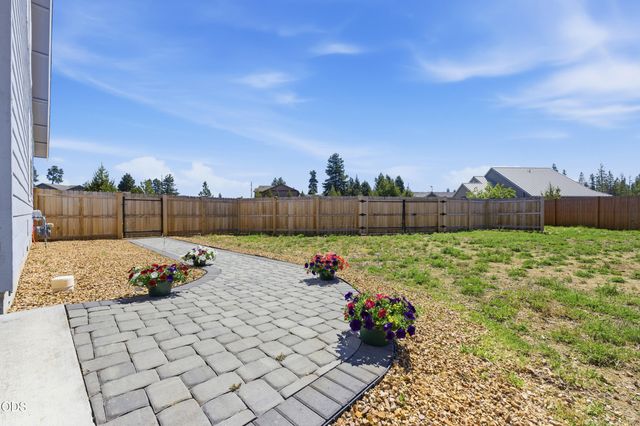 51379 Apache Tears, La Pine, OR 97739
