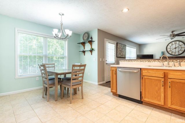 1206 W Acacia Court, Bloomington, IN 47404