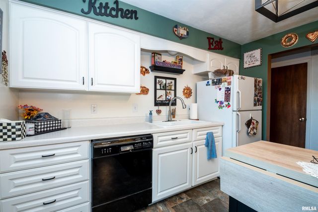603 W COOLIDGE Court, West Peoria, IL 61604