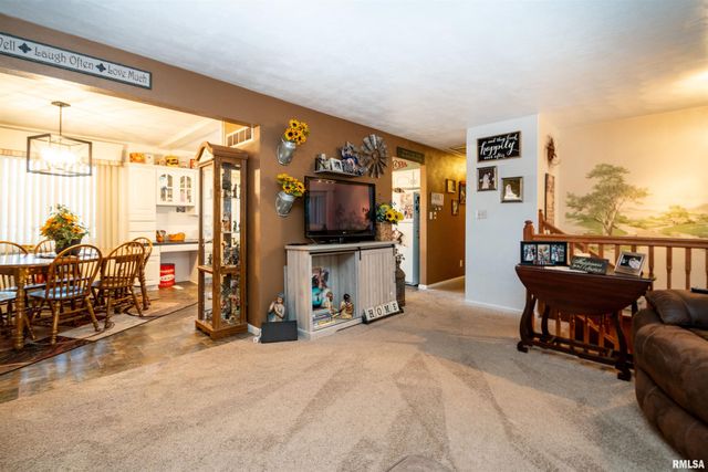 603 W COOLIDGE Court, West Peoria, IL 61604