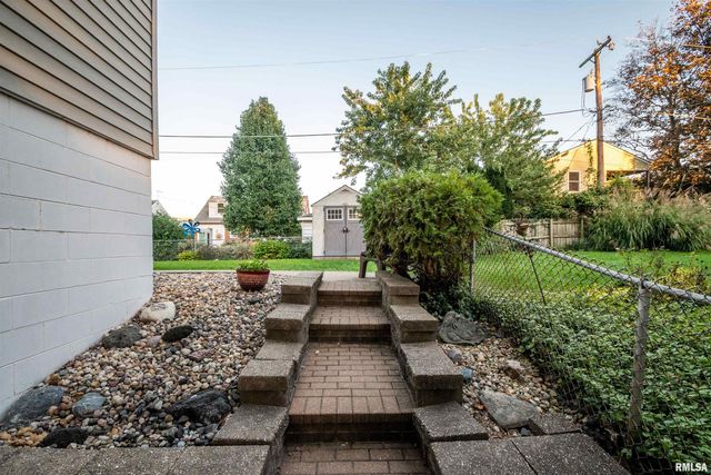 603 W COOLIDGE Court, West Peoria, IL 61604
