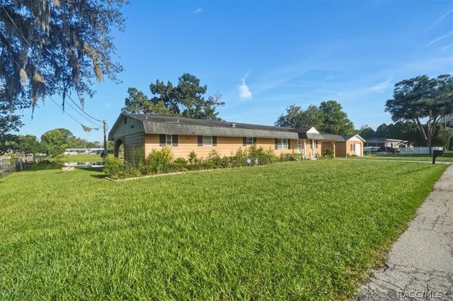 928 S Shad Terrace, Inverness, FL 34450